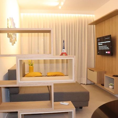 Triplex Pe Na Areia Com 3 Suites Proximo Salvador Lauro de Freitas Exteriör bild